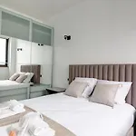 334 Parisian Loft - Superb Apartment In Paris