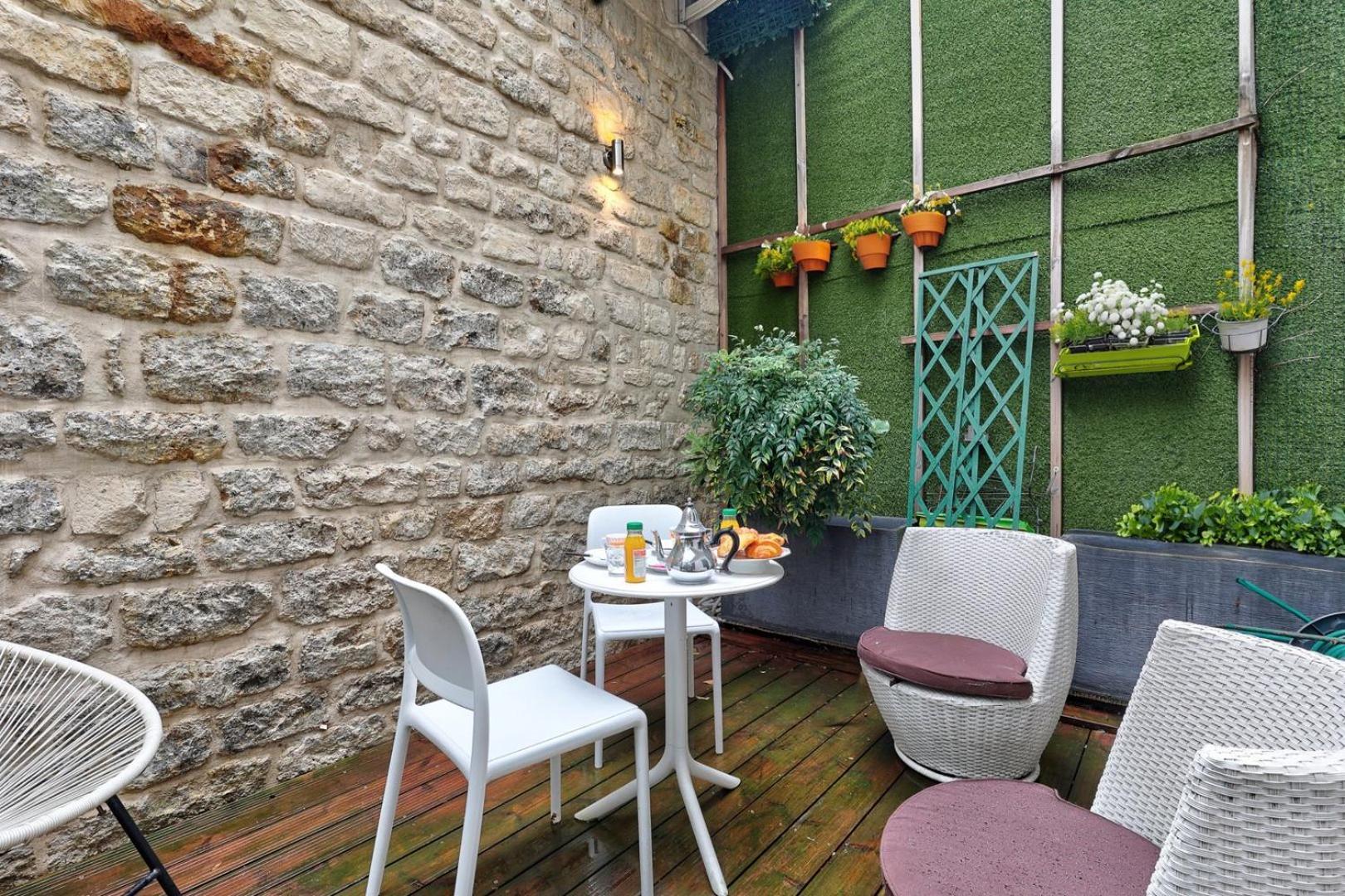 334 Parisian Loft - Superb In